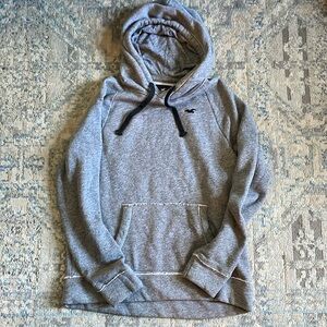 Hollister Hoodie size M